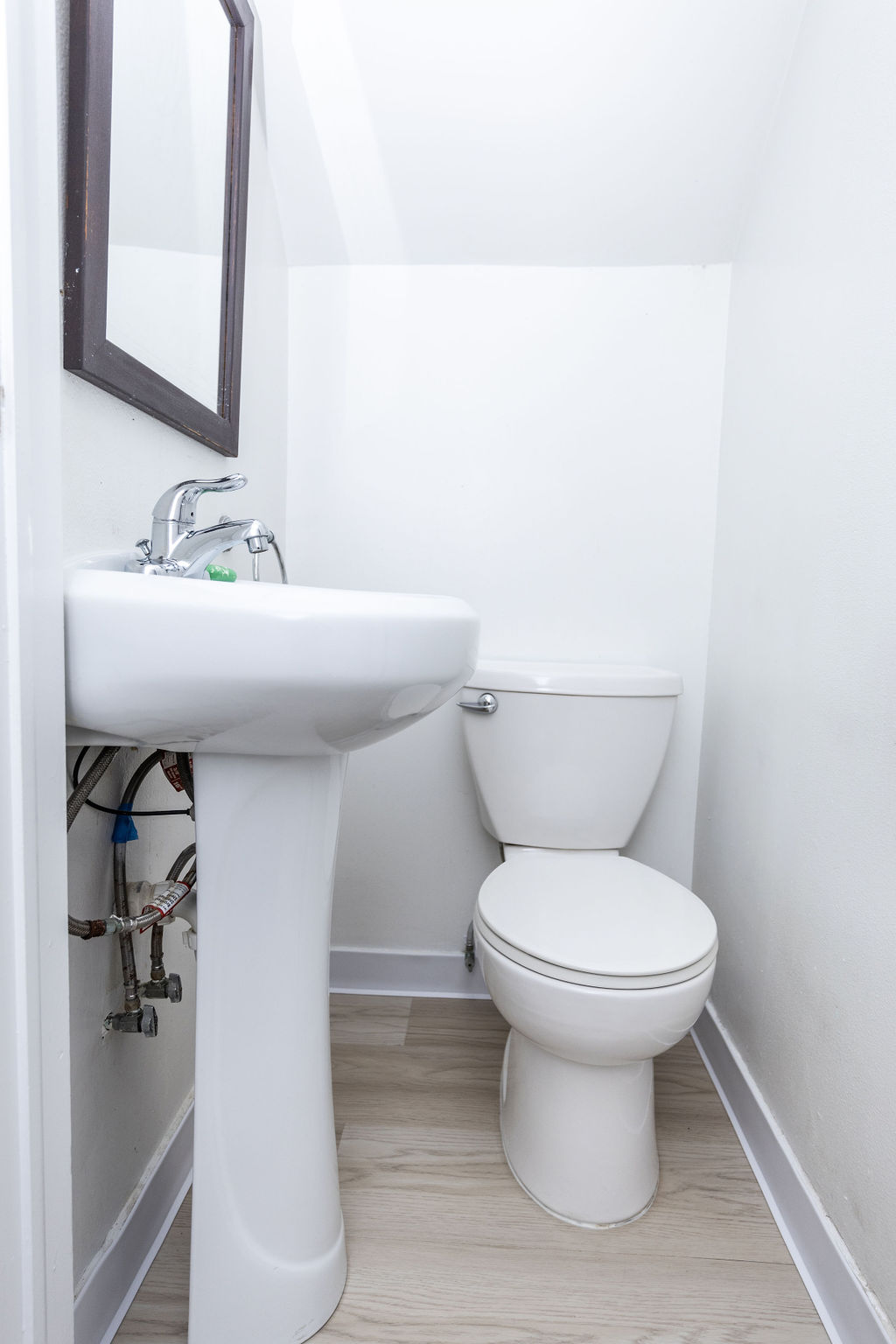 Primary bedroom detail